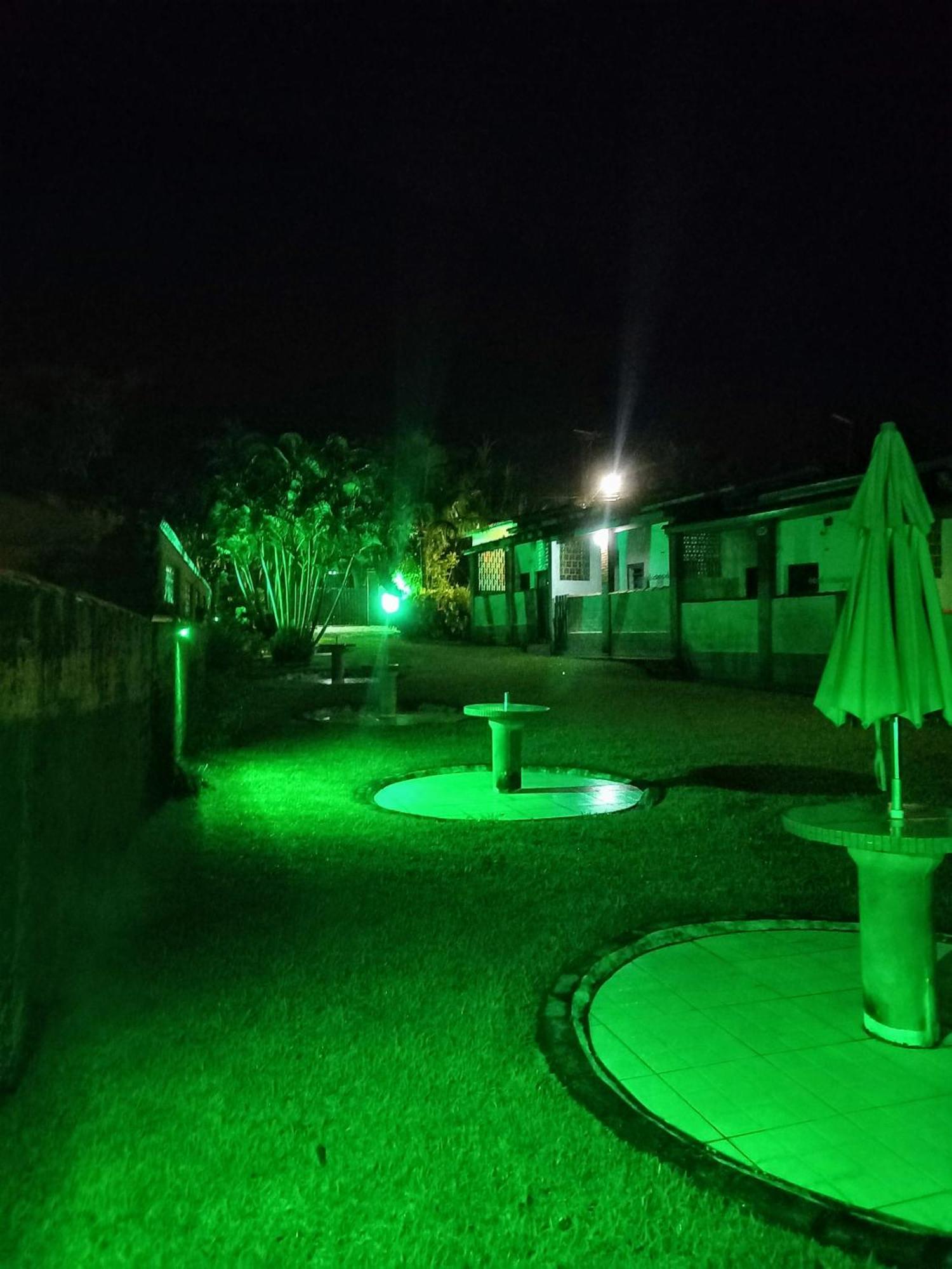Chales Luz Da Lua Caraguatatuba Buitenkant foto